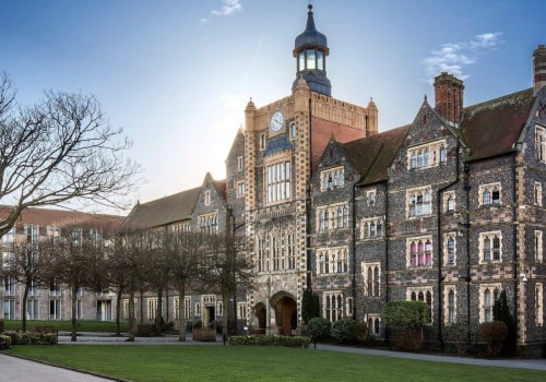 A Comprehensive Guide to UK Independent School and University Admissions